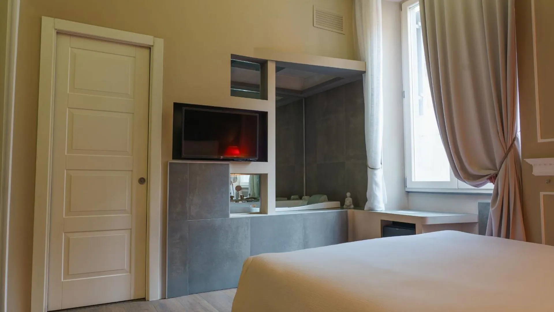 Corso Boutique Luxury Rooms Rome Italy