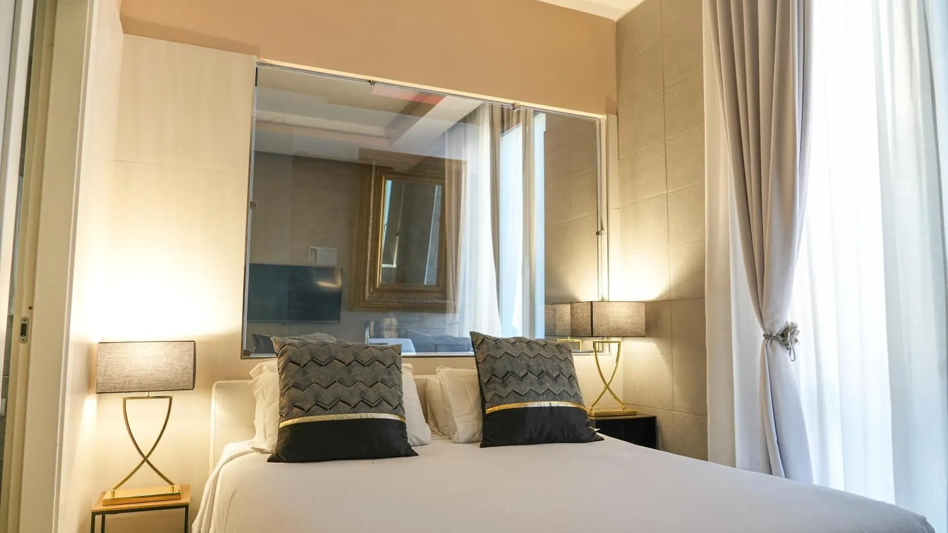 Corso Boutique Luxury Rooms Rome 3*,  Italy